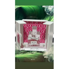 DIOR MISS DIOR PARFUM 5ML ( LIMITED EDITION HARDBOX )